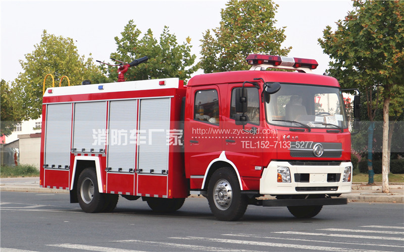 東風天錦6噸泡沫消防車